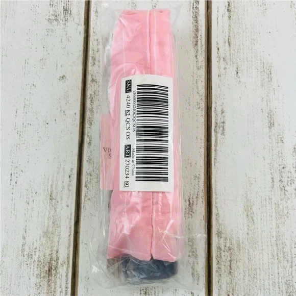 Victoria’s Secret Compact Travel Umbrella - Picture 4 of 4